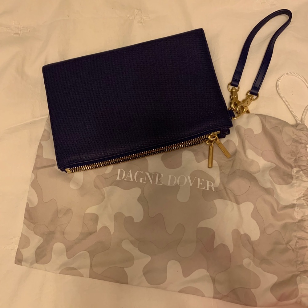 Dagne Dover Essentials Clutch Wallet